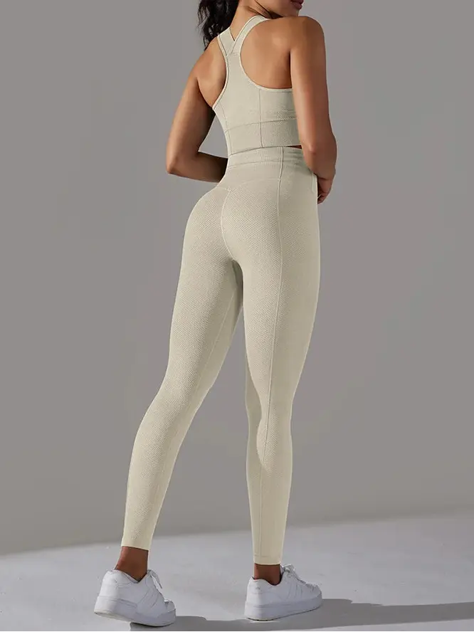 Seamless Women’s Yoga Set – Sports Bra & High Waist Leggings 2-Piece Gym Outfit Velora